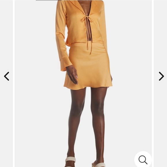 NWOT Sage The Label Jess Tie Front Shirt - Small - Picture 2 of 8